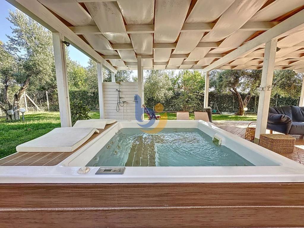 Villa a Tarquinia in Strada Provinciale Litoranea - Foto 4