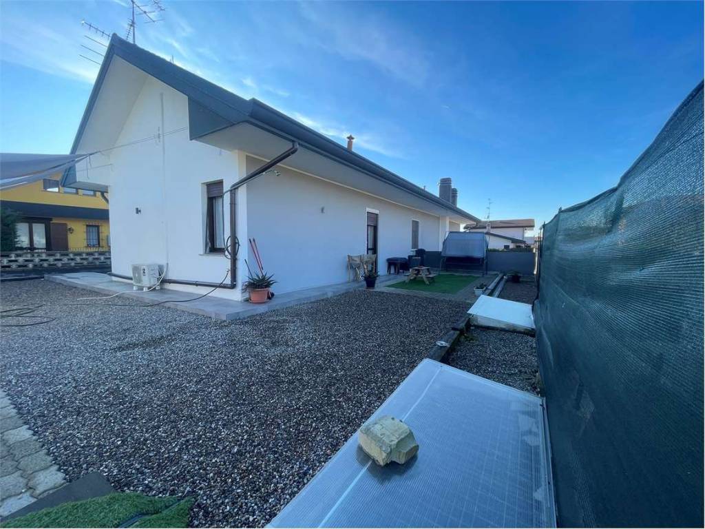 Villa a Arsago seprio in via Dante - Foto 3