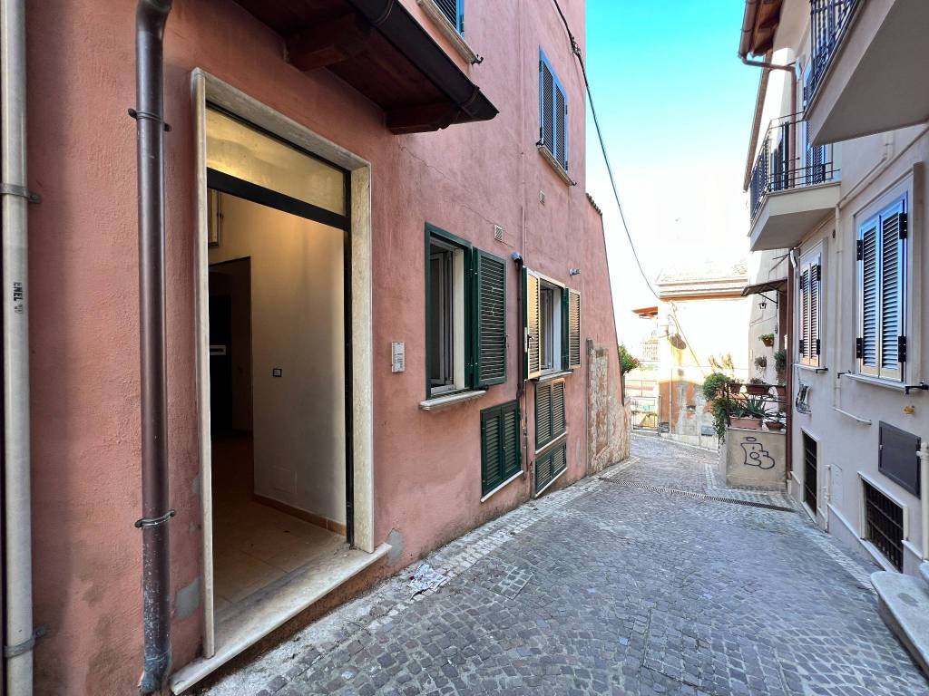 Casa indipendente a Frosinone in Vicolo Colle San Pietro, 5 - Foto 5