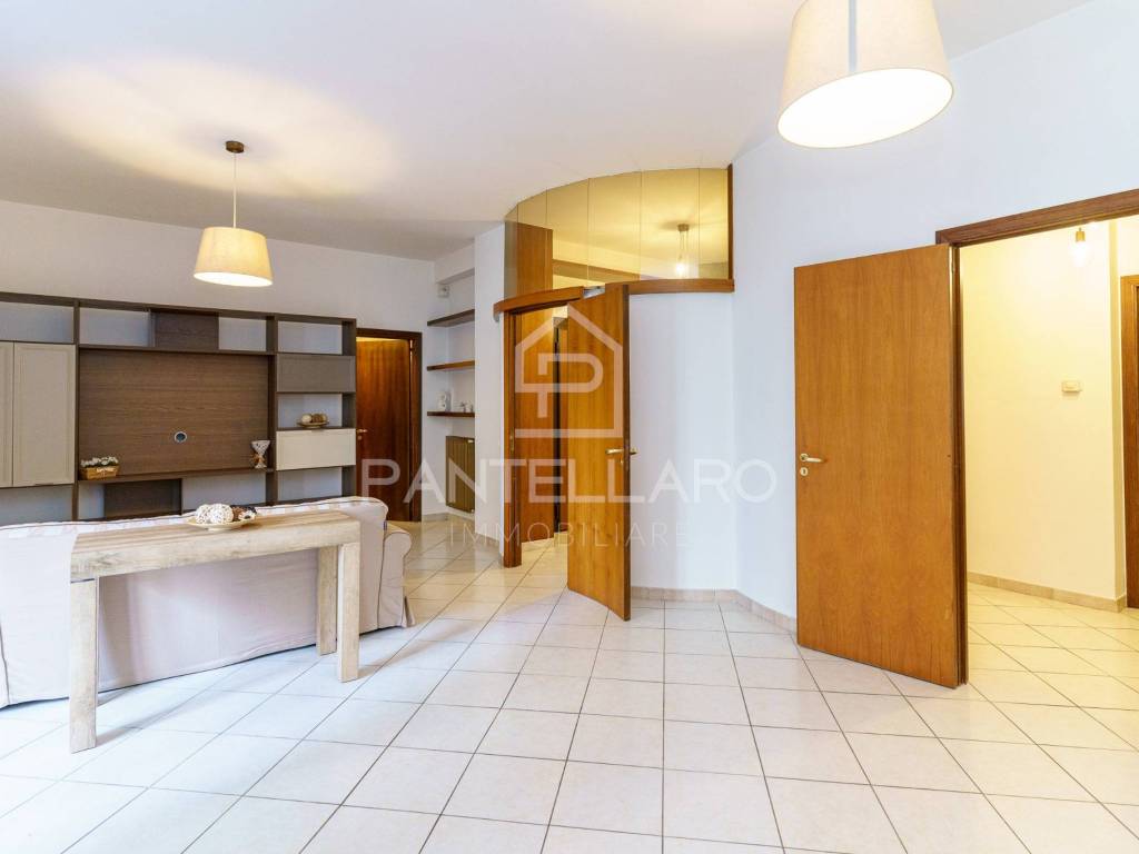 Appartamento a Catania in Via Federico Ciccaglione, 40 - Foto 3