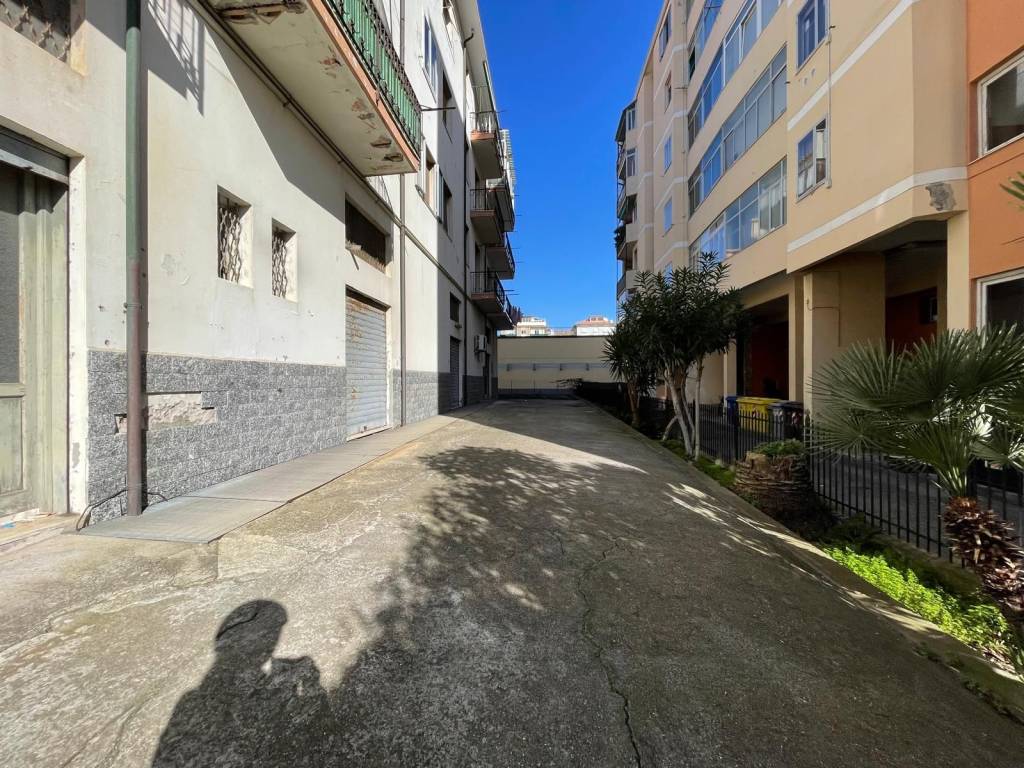 Box / garage a Imperia in Via Gian Francesco De Marchi - Foto 5