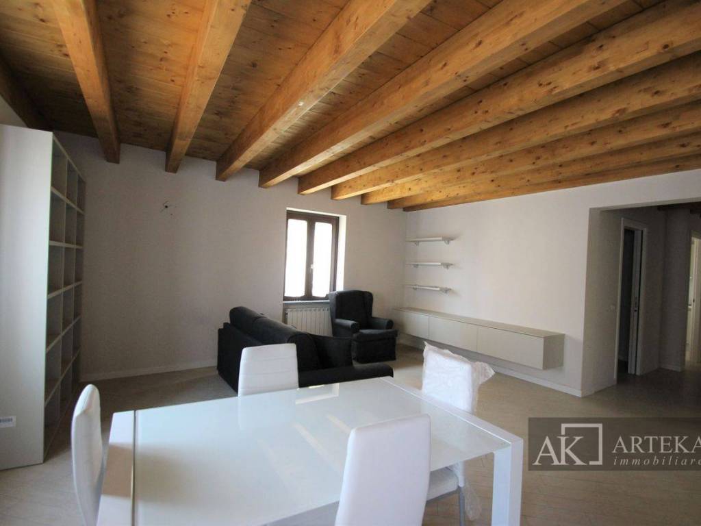 Appartamento a Novara in Via Giuseppe Prina, 4 - Foto 4