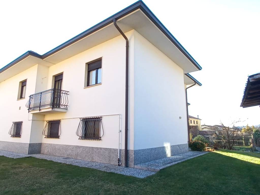 Villa a Cuveglio - Foto 2