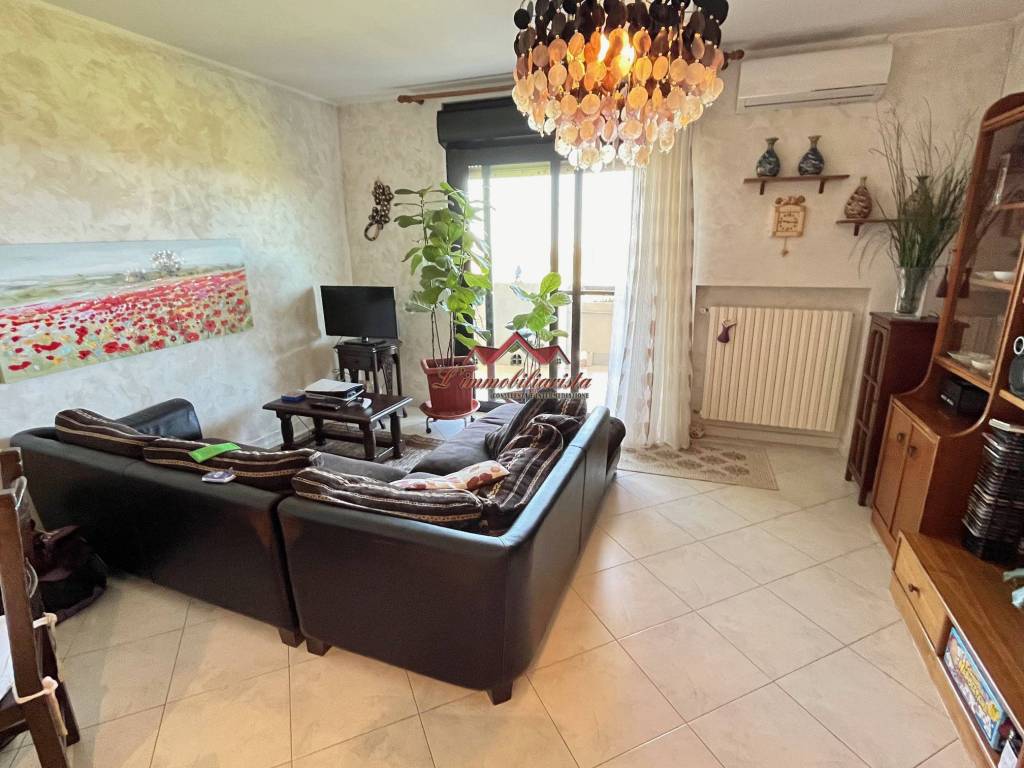 Appartamento a Valenzano in Via Giovanni Laterza - Foto 3