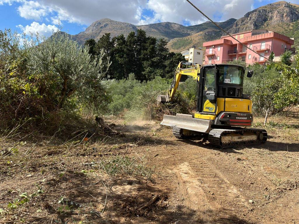 Terreno a Castellammare del golfo in Via Gemma d'Oro - Foto 2