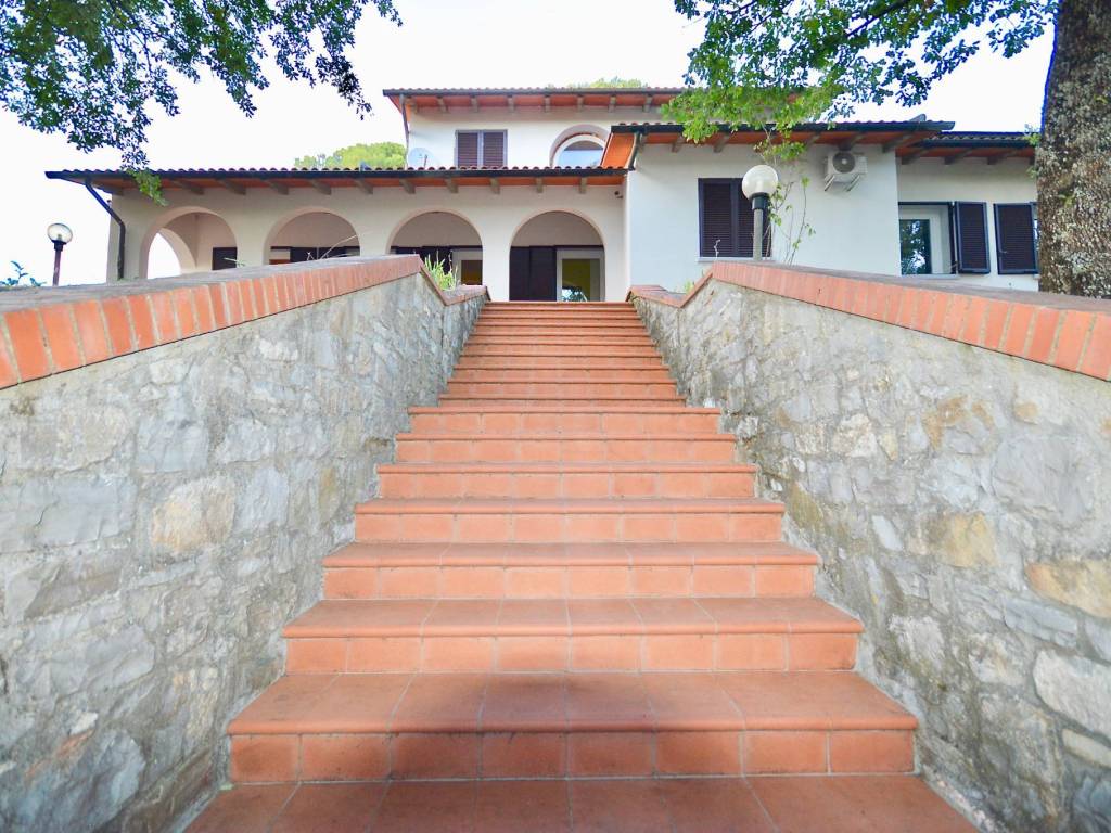 Villa a Cavriglia in Via Pietro Gori - Foto 2