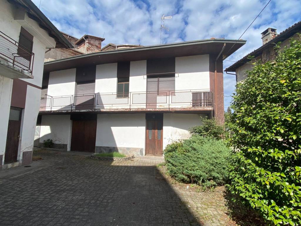 Villa a Castelletto sopra ticino in vicolo cantone - Foto 3