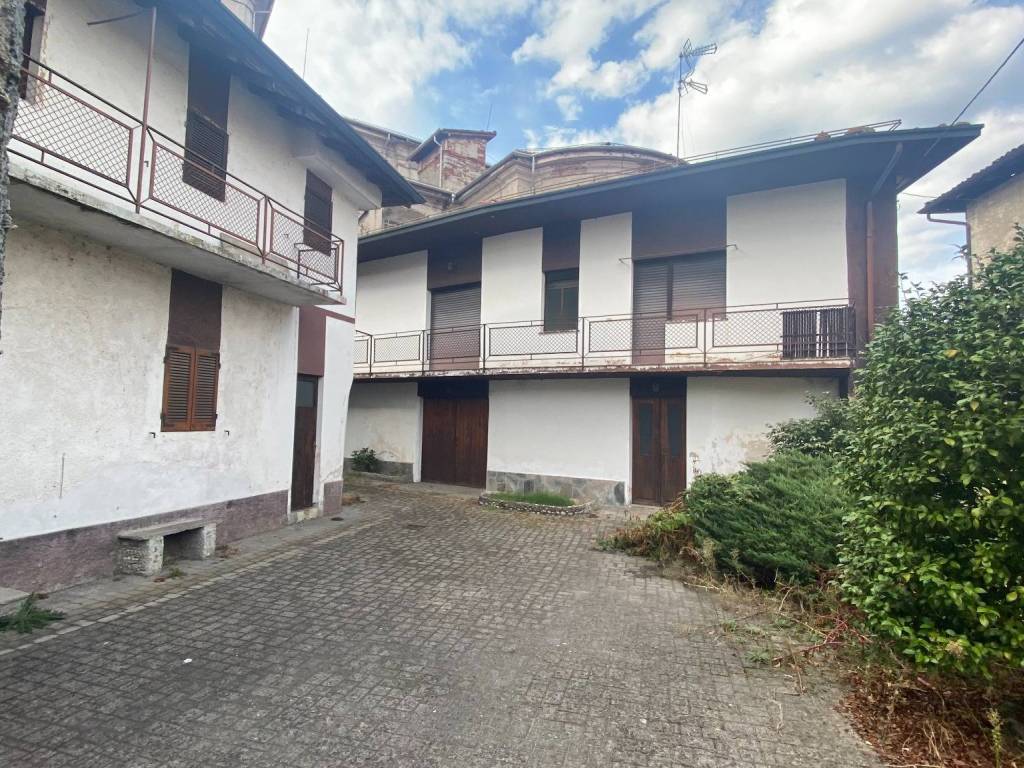 Villa a Castelletto sopra ticino in vicolo cantone - Foto 5