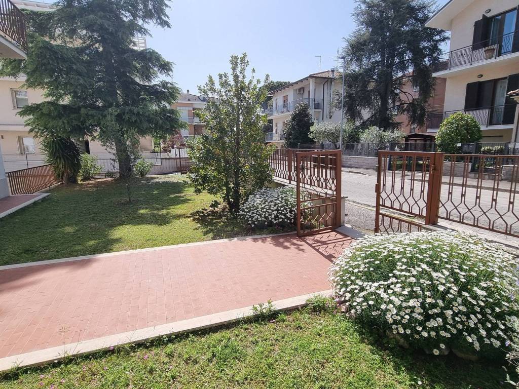 Appartamento a Jesi in Via Ugo La Malfa - Foto 3