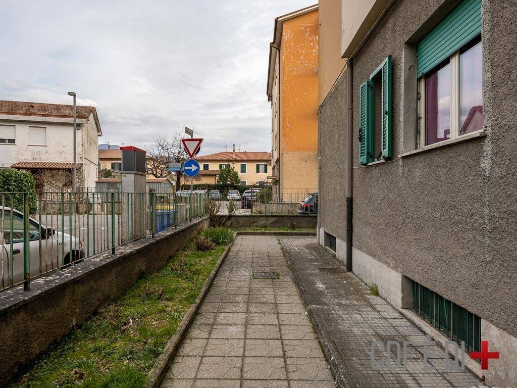 Appartamento a Rieti in Via Bruno Vaccarezza - Foto 4