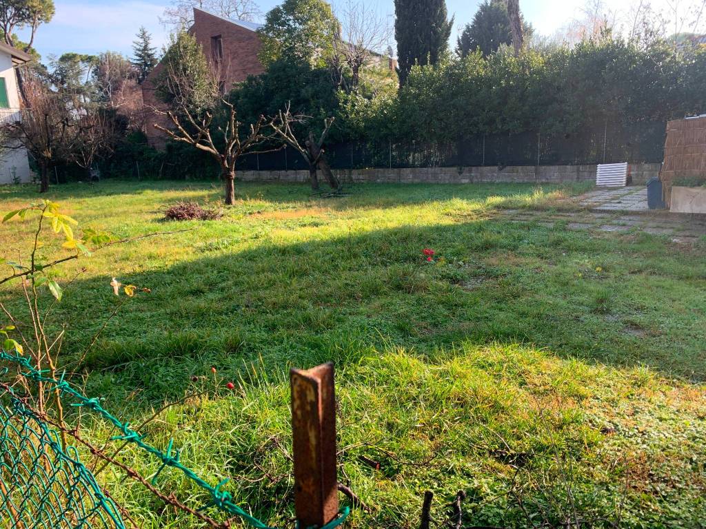Terreno a Riccione in Via Carpegna - Foto 2
