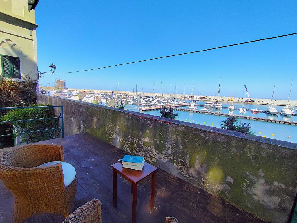 Appartamento a Marciana marina in Viale Margherita, 13 - Foto 2
