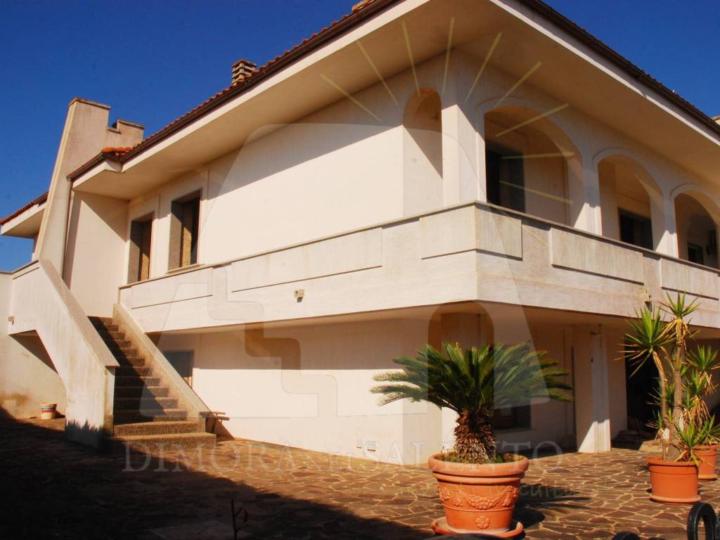 Casa indipendente a Castrignano del capo in Via Malta, 2 - Foto 5
