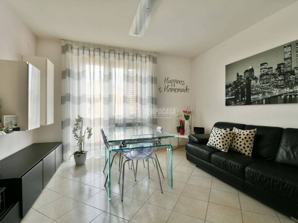 Appartamento a Ascoli piceno in Via Gioacchino Rossini 5 - Foto 4