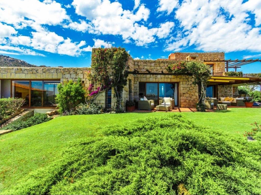 Villa a Arzachena in Via Brigantino - Foto 2
