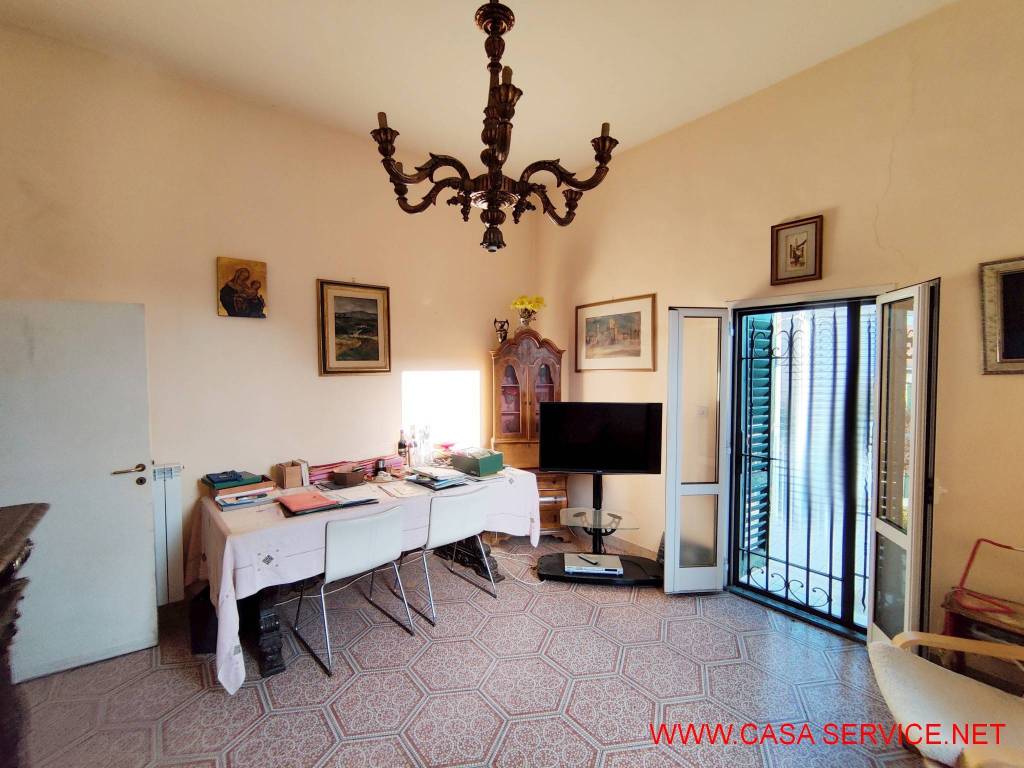 Appartamento a Montevarchi in Viale Armando Diaz - Foto 4