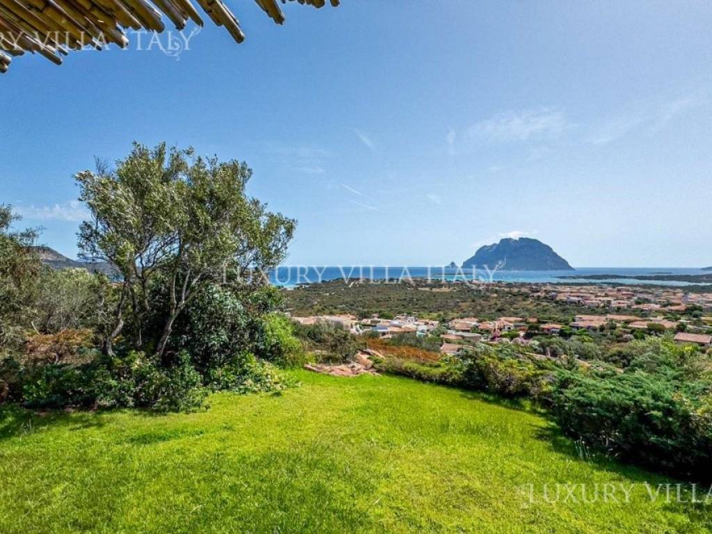 Villa a Loiri porto san paolo in Via Monte Ortobene, 15 - Foto 4