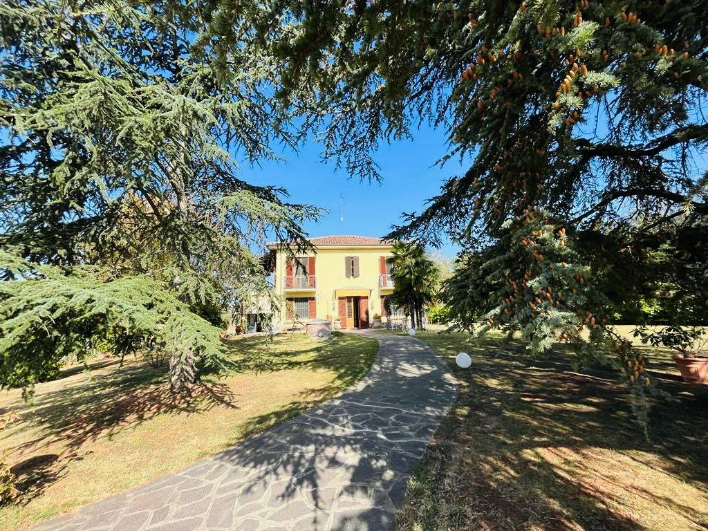 Villa a Alessandria in Via Profumati, 23 - Foto 2