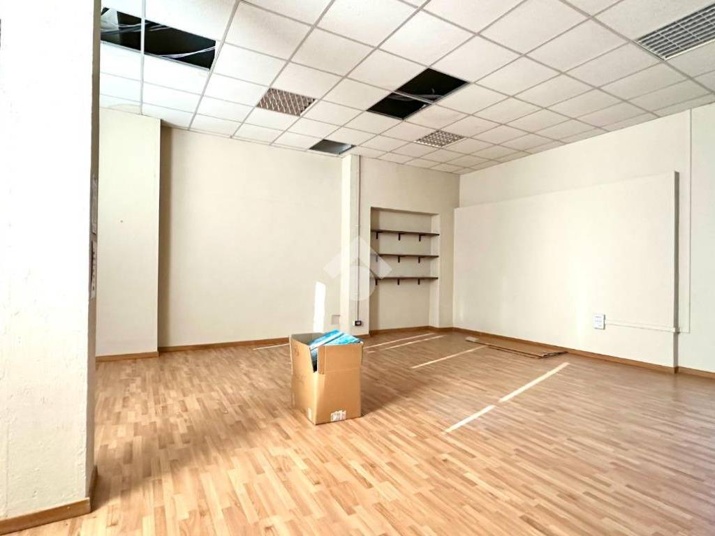 Immobile a Tortona in Strada Statale per Voghera, 52 - Foto 5