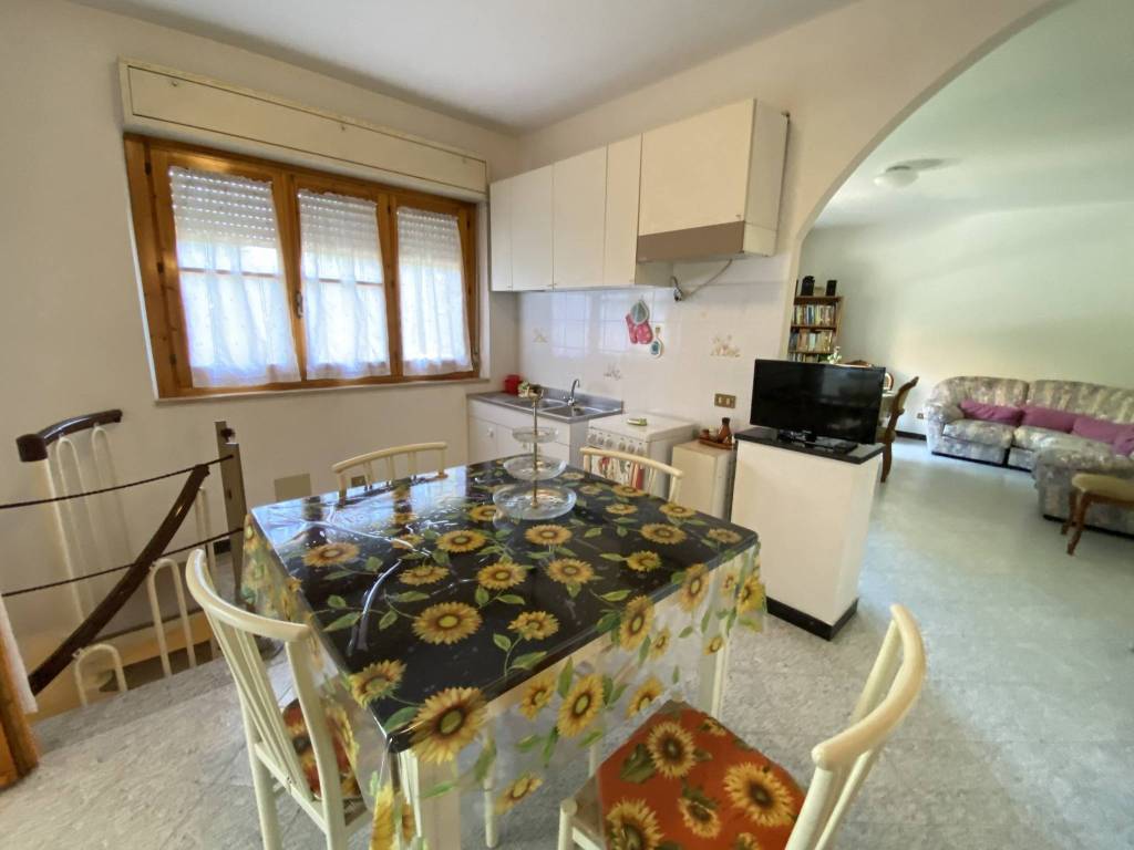 Appartamento a Paciano in Via di Casina Nova - Foto 3