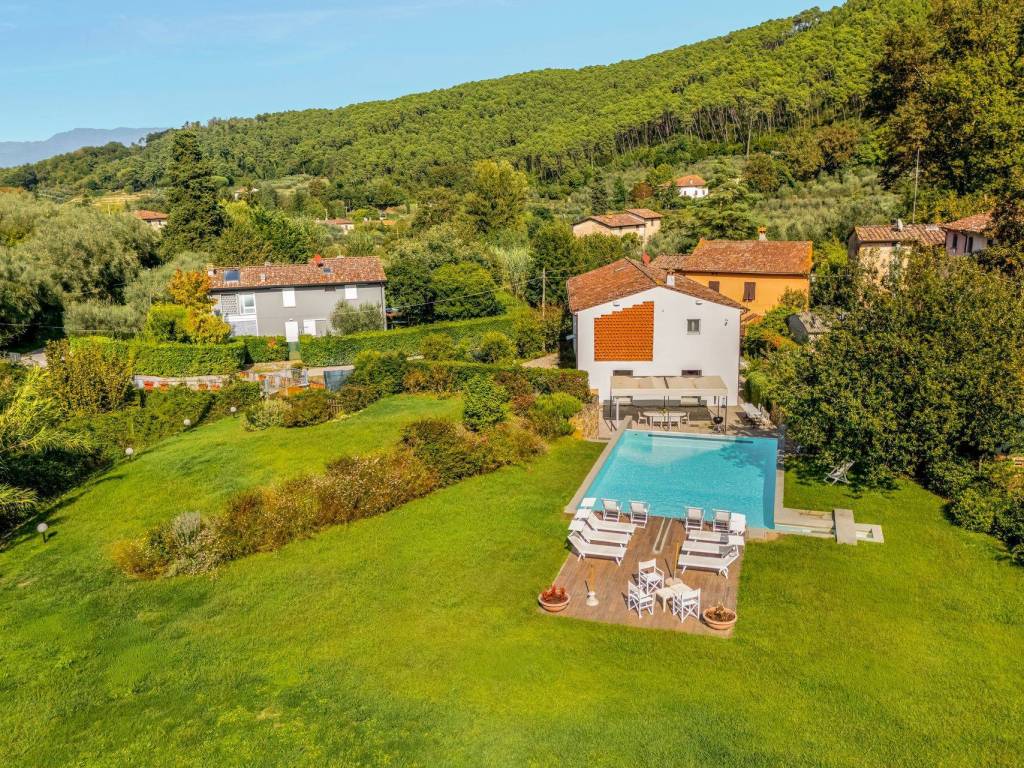 Villa a Lucca in via ponte guasperini, 1100 - Foto 2