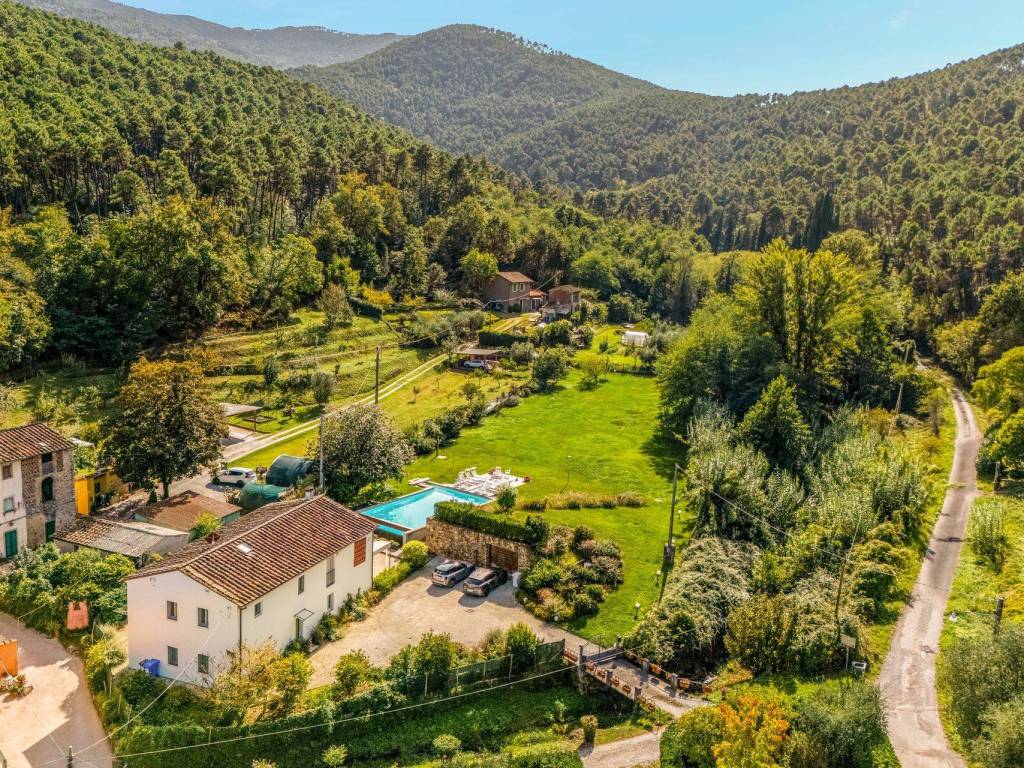 Villa a Lucca in via ponte guasperini, 1100 - Foto 4