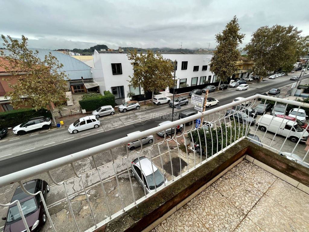 Appartamento a Pescara in Via Tiburtina Valeria - Foto 5