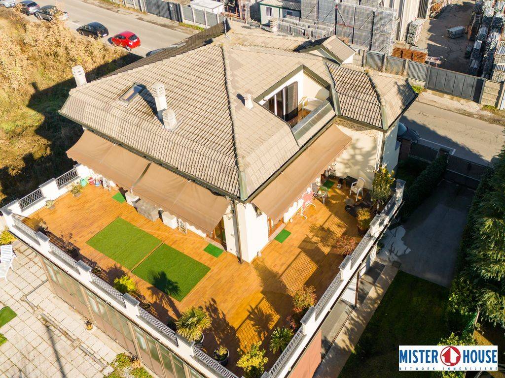 Villa a Muggiò in Via Gabriele D'Annunzio, 23 - Foto 4