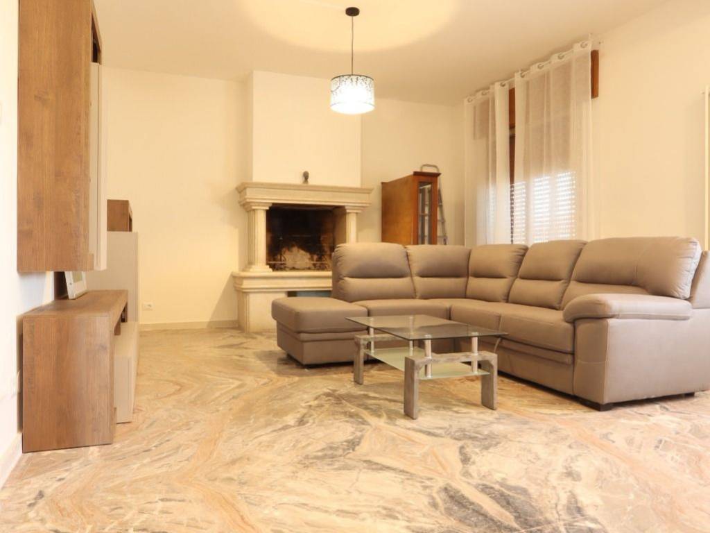 Appartamento a Vicenza in Strada di Lobia - Foto 3