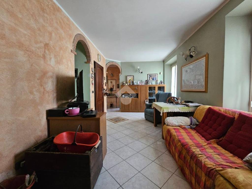 Appartamento a Castel boglione in VIA MAZZINI, 1 - Foto 2