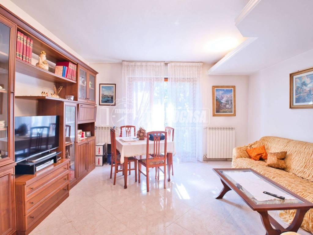 Appartamento a Novara in Via Monte Fenera - Foto 5
