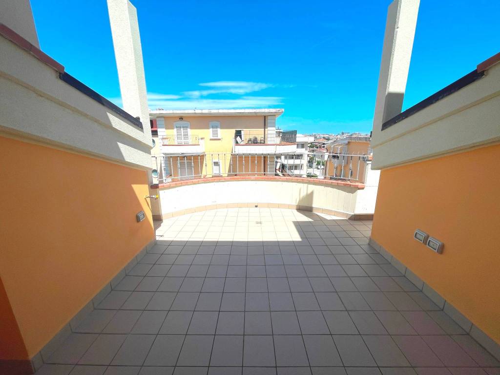 Attico / mansarda a Alba adriatica in Via Legnano - Foto 5