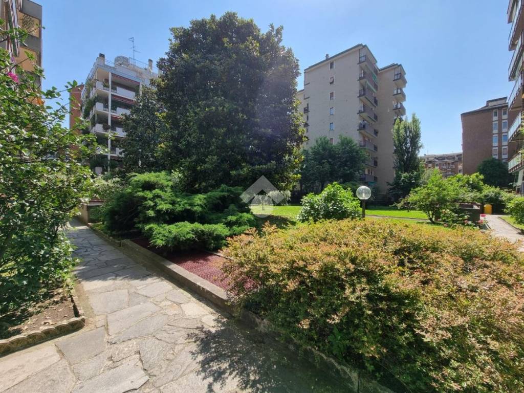 Appartamento a Milano in Via dei ciclamini, 33 - Foto 2