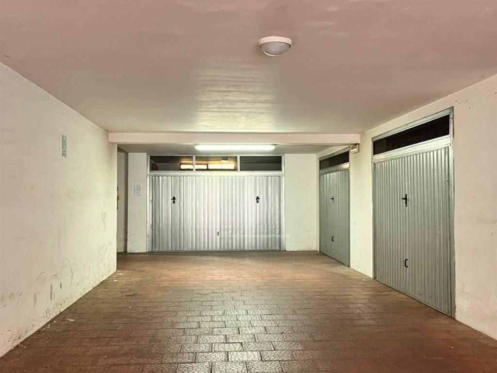 Box / garage a Salerno in via Pomponio Leto, 34 - Foto 3