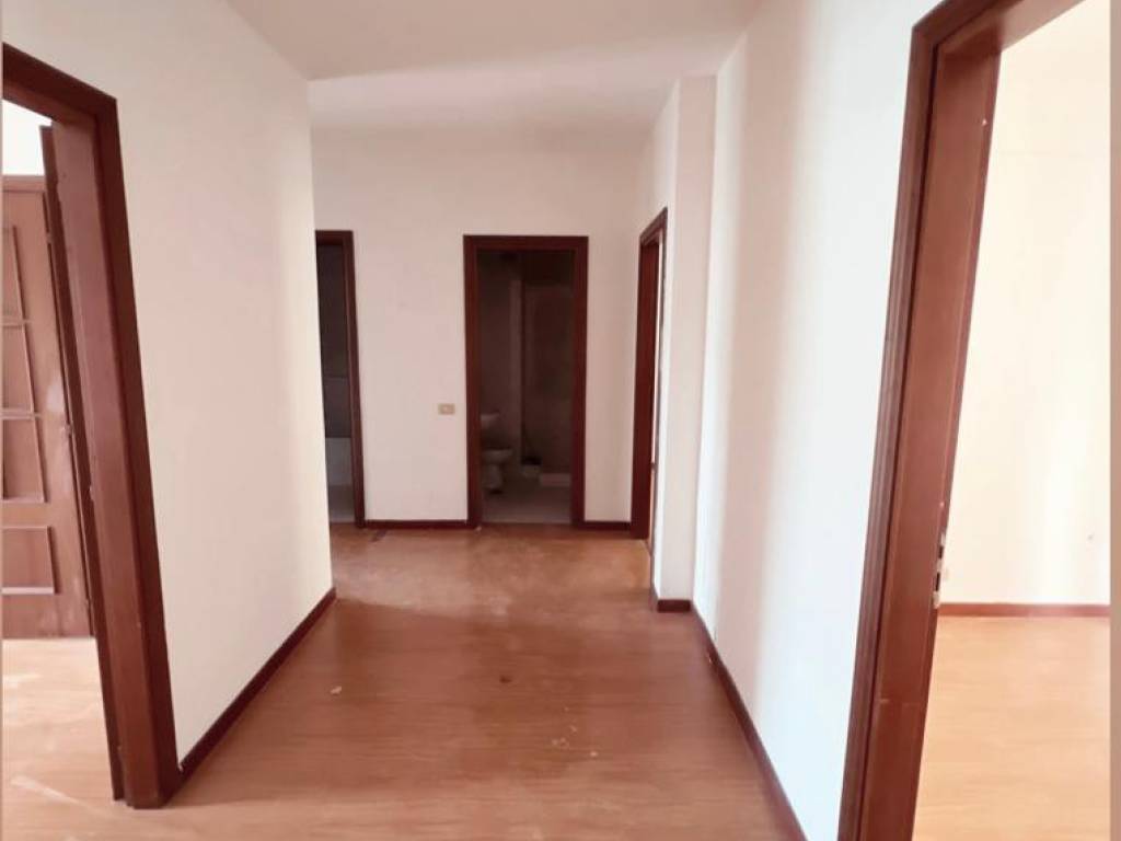 Appartamento a Avellino in Piazza Alfredo De Marsico - Foto 4