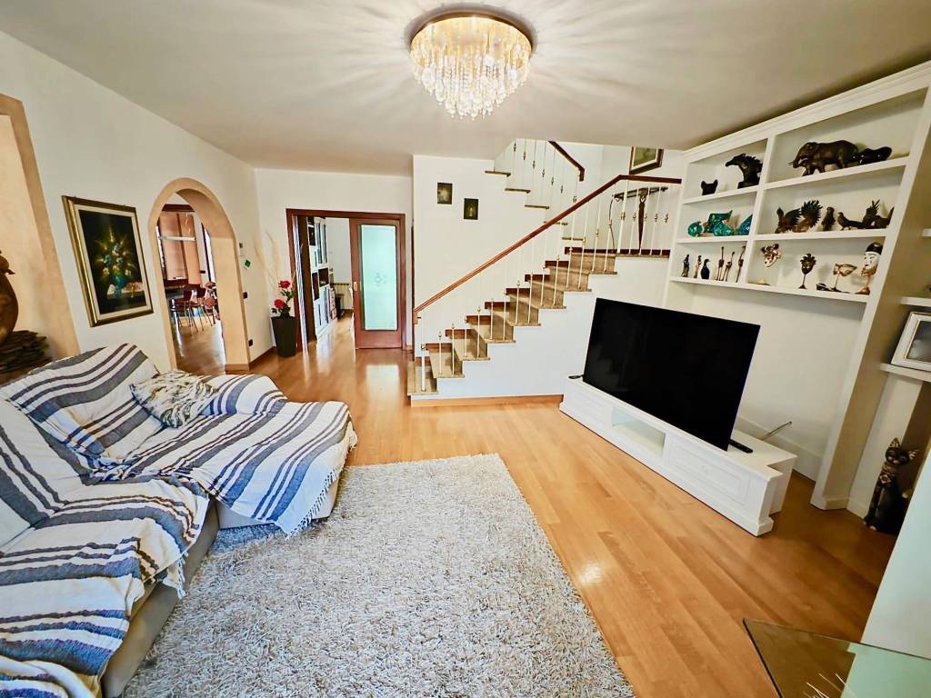 Appartamento a Terranuova bracciolini in Via delle Ville - Foto 5
