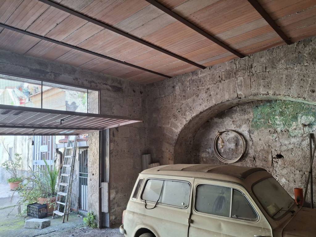 Box / garage a San prisco in via Caccavale, 7 - Foto 2