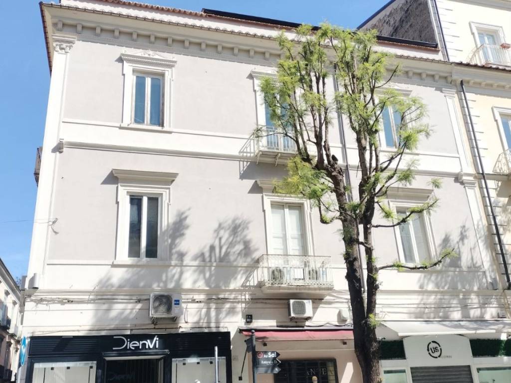 Appartamento a Caserta in Via Cristoforo Colombo - Foto 2