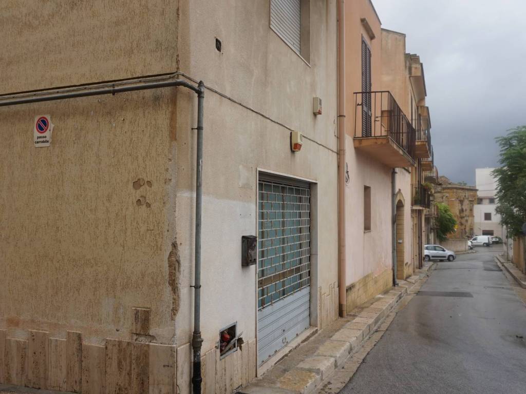 Immobile a Castelvetrano in via Bartolomeo Amari, 2 - Foto 2