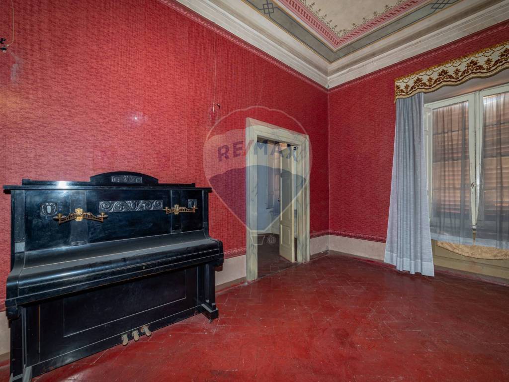Appartamento a Jesi in Piazza Gaspare Spontini, 1 - Foto 3