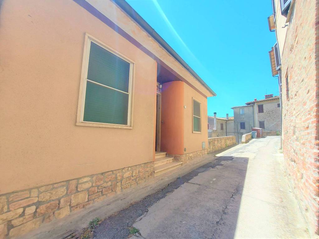 Casa indipendente a Deruta in Via Palazzo Baglioni - Foto 2