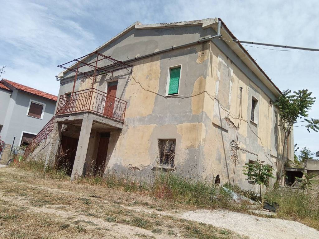Terreno a Pescara in Strada Colle Renazzo, 166 - Foto 2