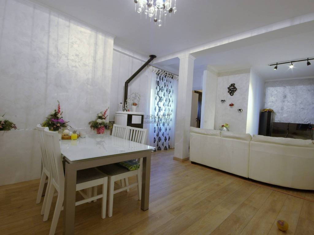 Casa indipendente a Sansepolcro in Via 20 Settembre - Foto 5