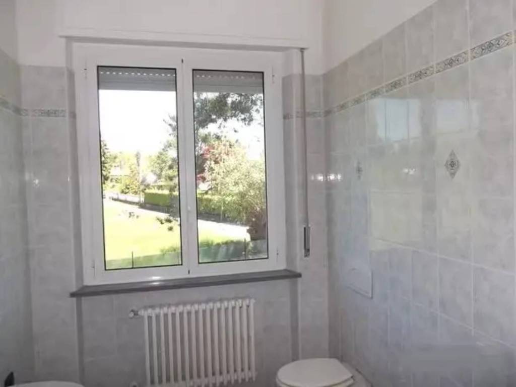 Villa a Brebbia in Via Lago - Foto 4