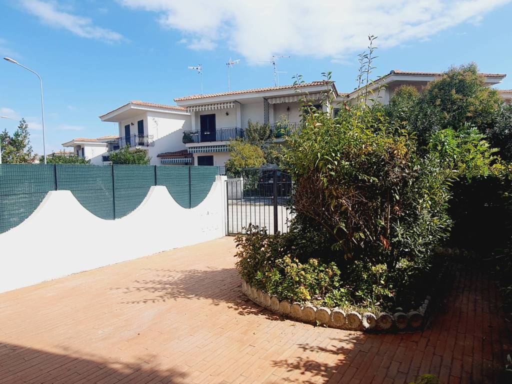 Villa a Martinsicuro in Via Guido Rossa - Foto 3