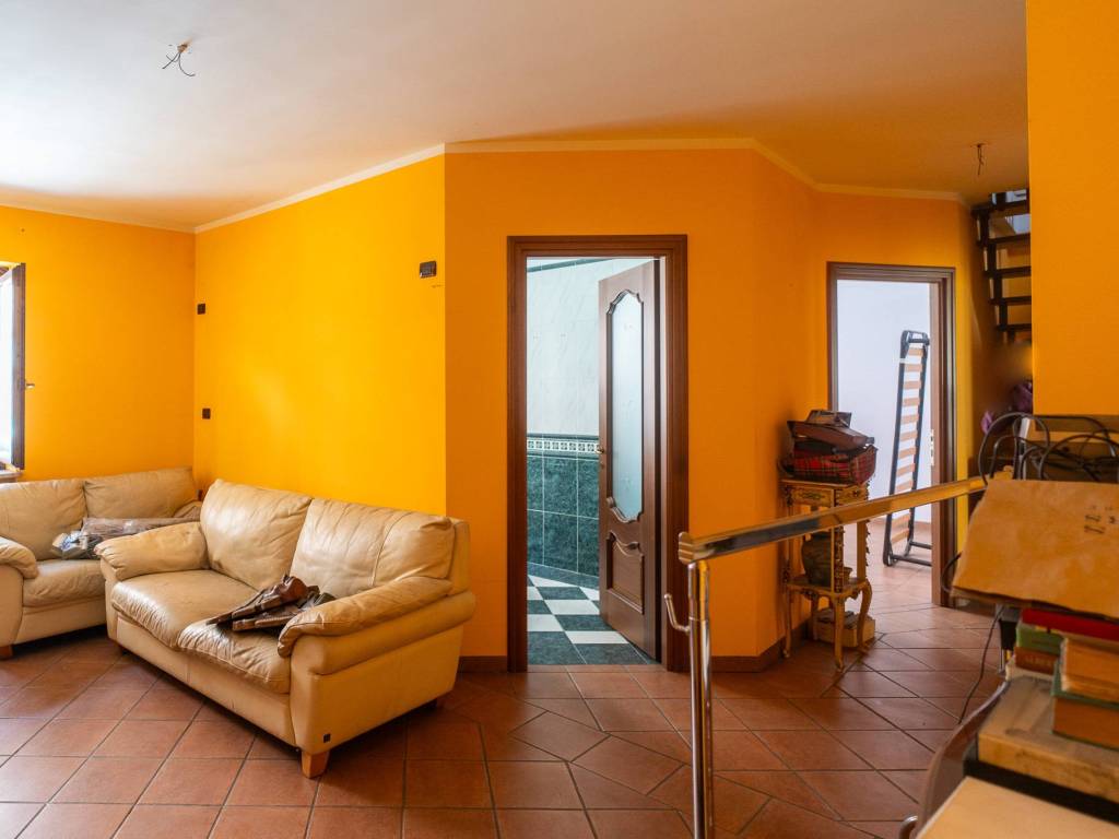 Appartamento a Moncalieri in Via Pastrengo, 7 - Foto 2