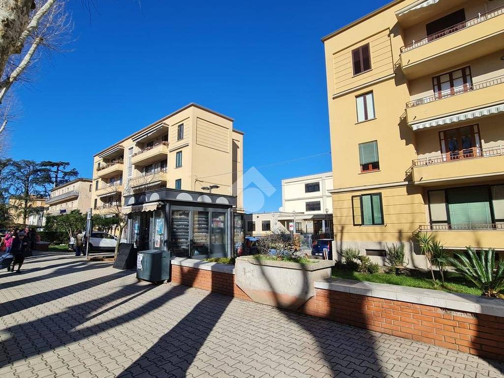Box / garage a Sant'agata de' goti in Viale Vittorio Emanuele - Foto 2