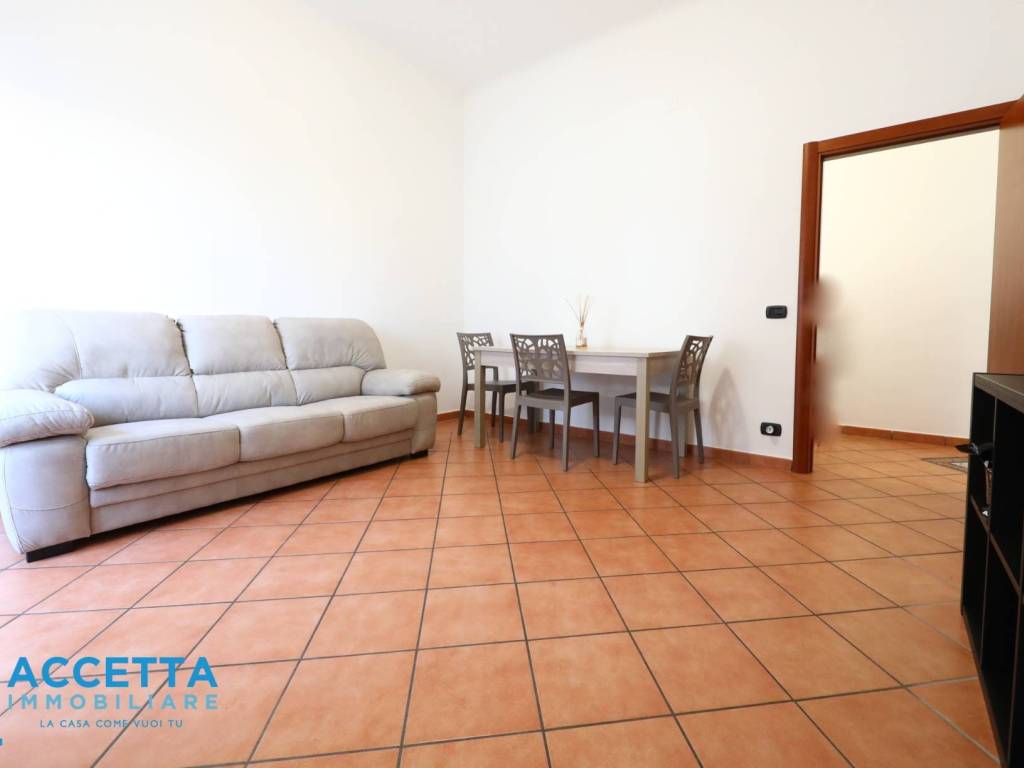 Appartamento a Taranto in Via Dario Lupo, 7 - Foto 3