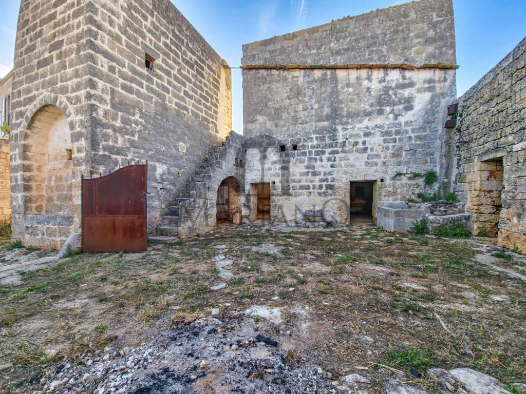 Palazzo / stabile a Castrignano del capo - Foto 4