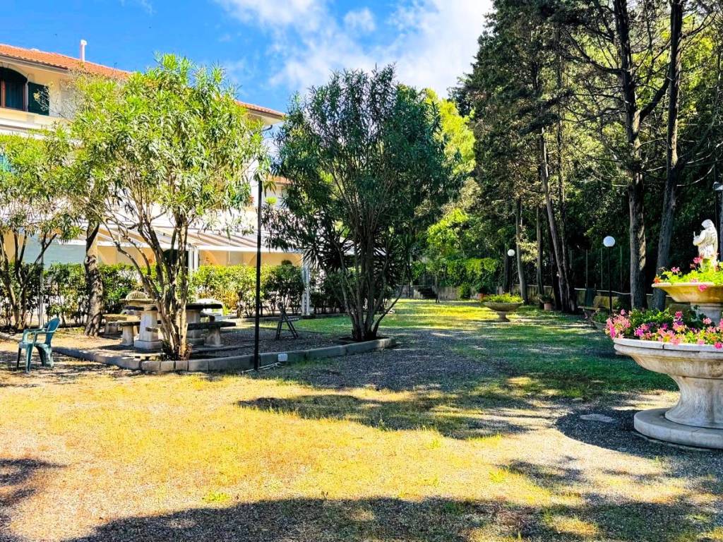Appartamento a Rosignano marittimo in Via Variante Aurelia, 6 - Foto 5